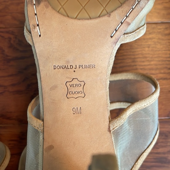 Donald J Pliner Adelle sandals - Picture 7 of 10